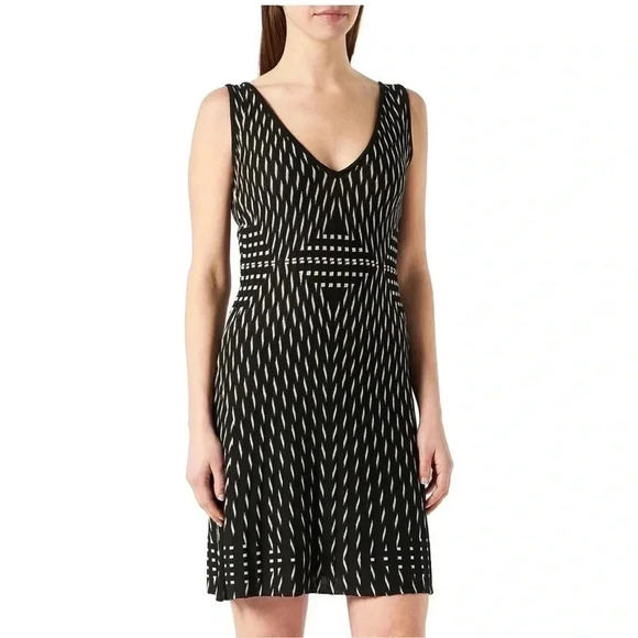 Desigual Black and Khaki Geometric Vneck Dress Size Medium - Picture 2 of 10